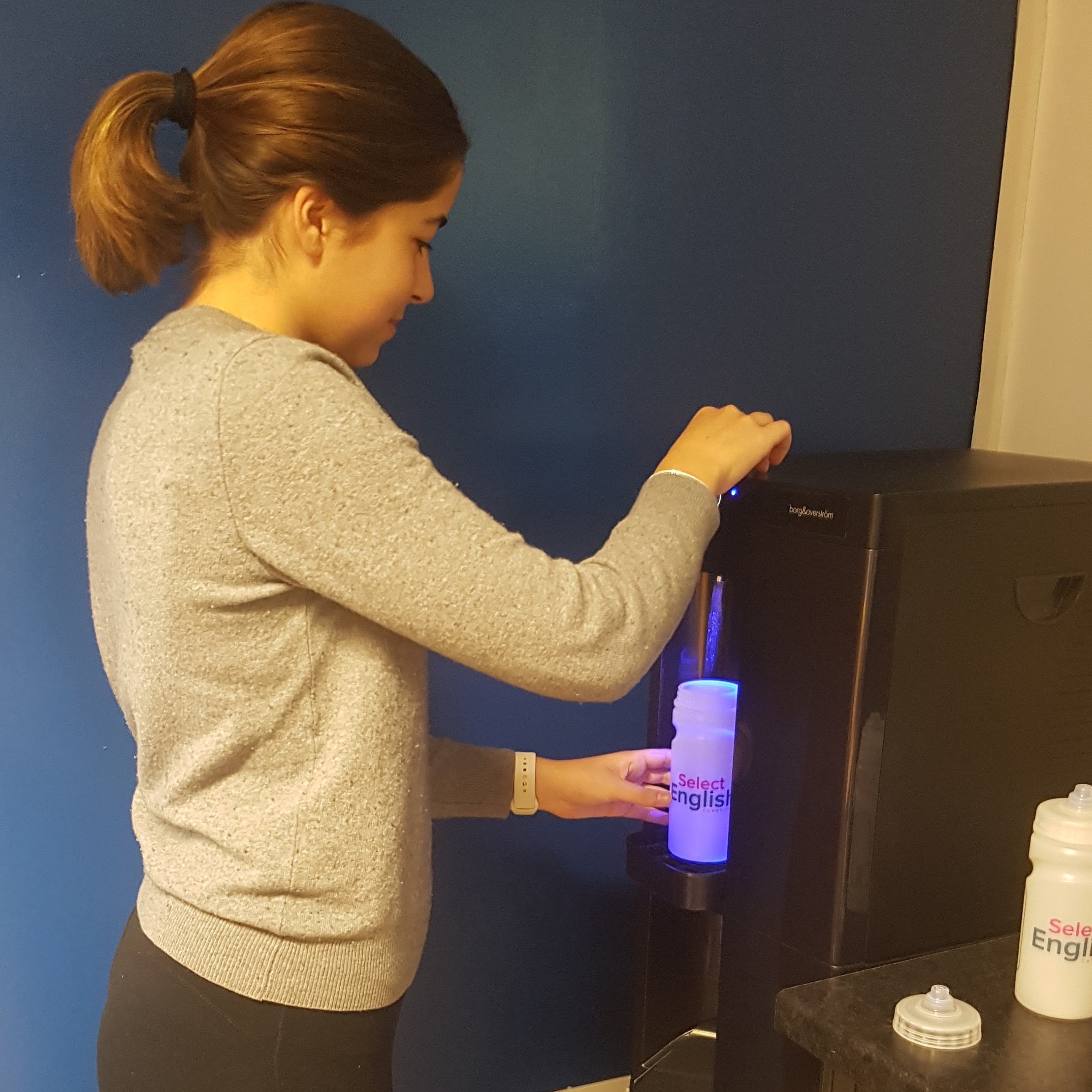 Water Refilling Stations School Bottle reusable personalized water